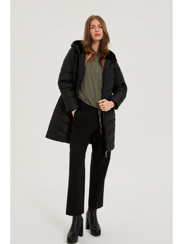 Moodo Moodo fekete steppelt kapucnis kabát