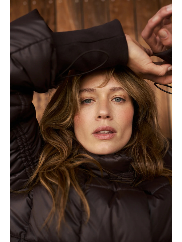 Moodo Moodo steppelt barna kabát