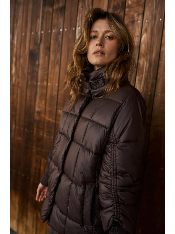 Moodo Moodo steppelt barna kabát