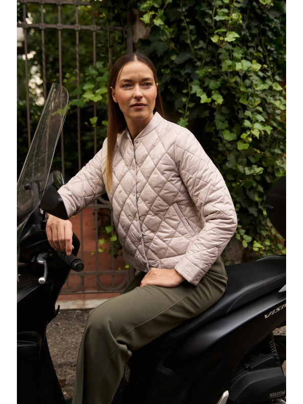 Moodo Moodo kétoldalas steppelt bézs kabát