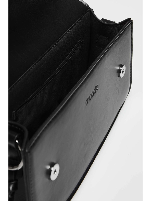 Moodo Fekete válltáska ezüst csattal Moodo