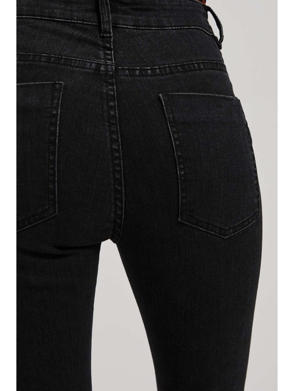 Moodo Fekete skinny farmer Moodo