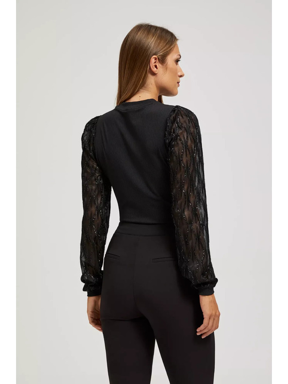 Moodo Fekete blúz díszített ujjakkal Moodo