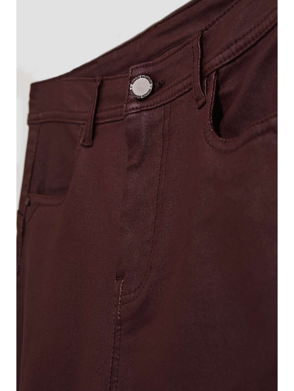 Moodo Moodo gesztenyebarna viaszos szűk nadrág