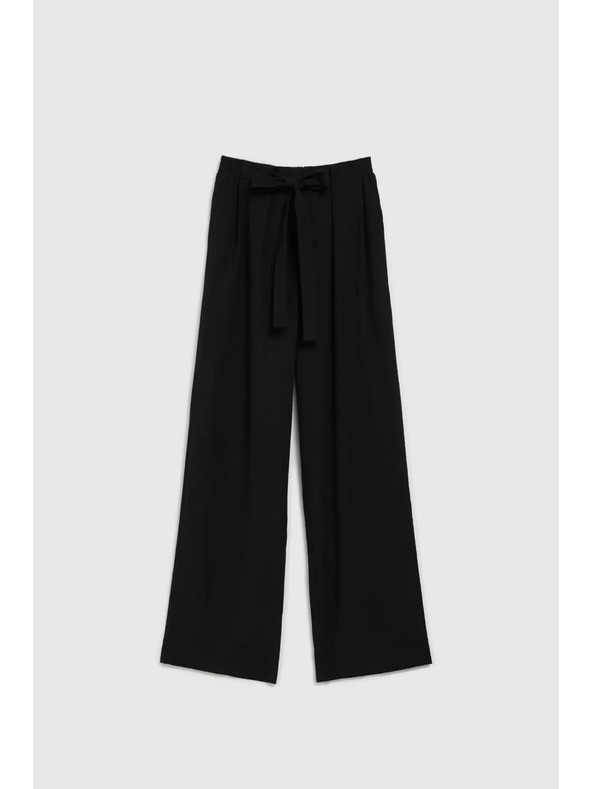 Moodo Sima fekete széles szárú nadrág övvel Moodo