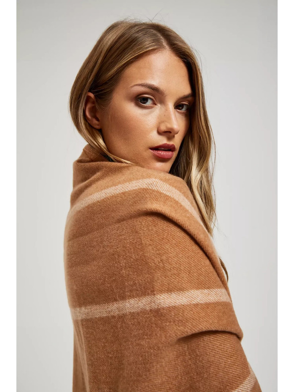 Moodo Smaragdzöld sál rojtokkal Moodo