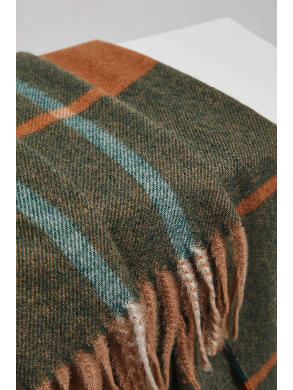 Moodo Smaragdzöld sál rojtokkal Moodo