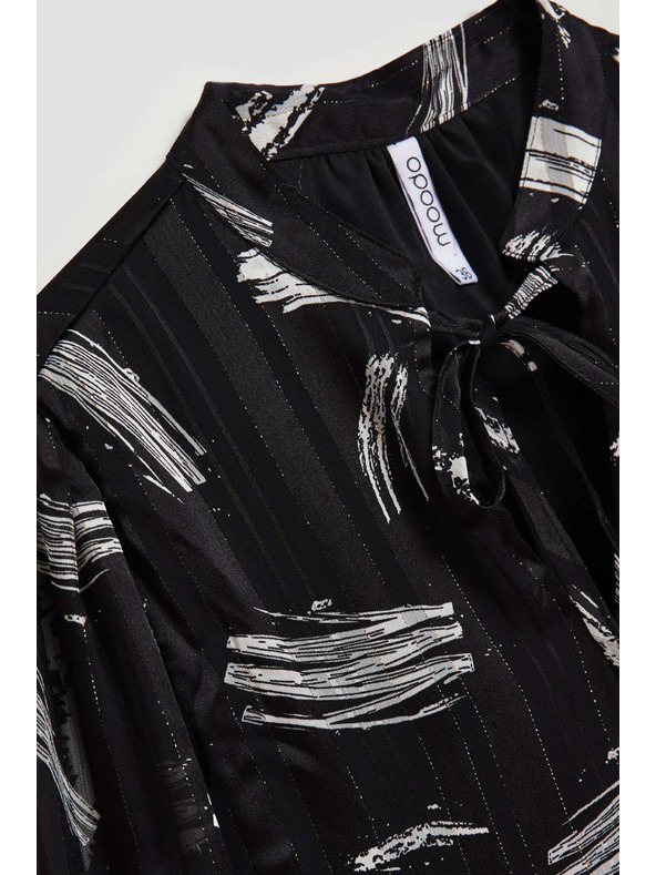 Moodo Fekete ing megkötős nyakrésszel Moodo