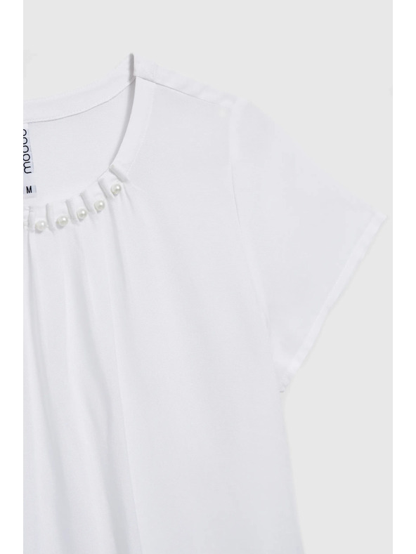 Moodo Fehér ing gyöngyökkel díszített dekoltázzsal Moodo