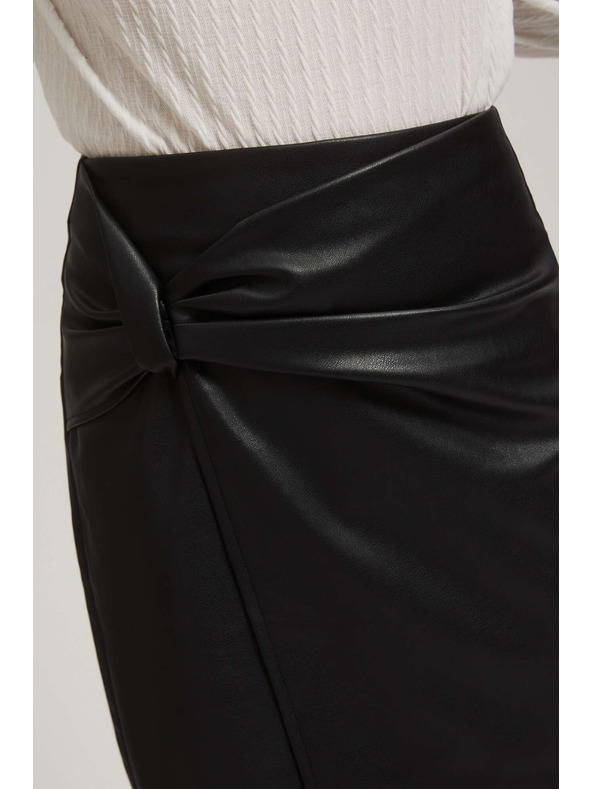 Moodo A-vonalú szoknya bőrutánzattal fekete Moodo