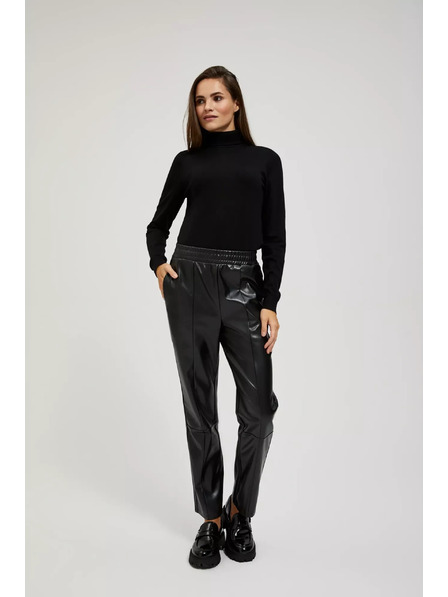 Moodo Moodo fekete nyakú pulóver