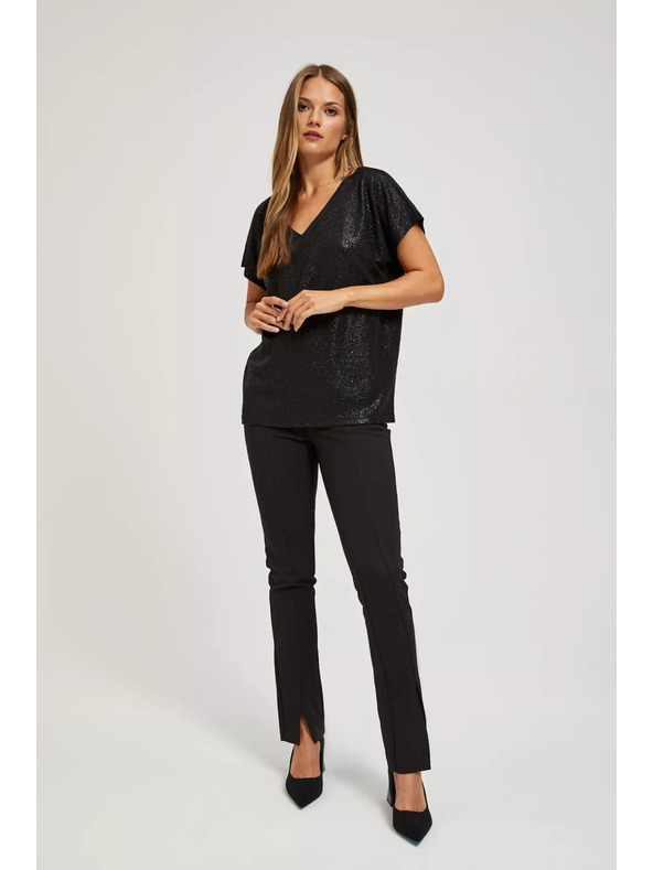 Moodo Elegáns fekete V-nyakú fényes anyagú blúz Moodo
