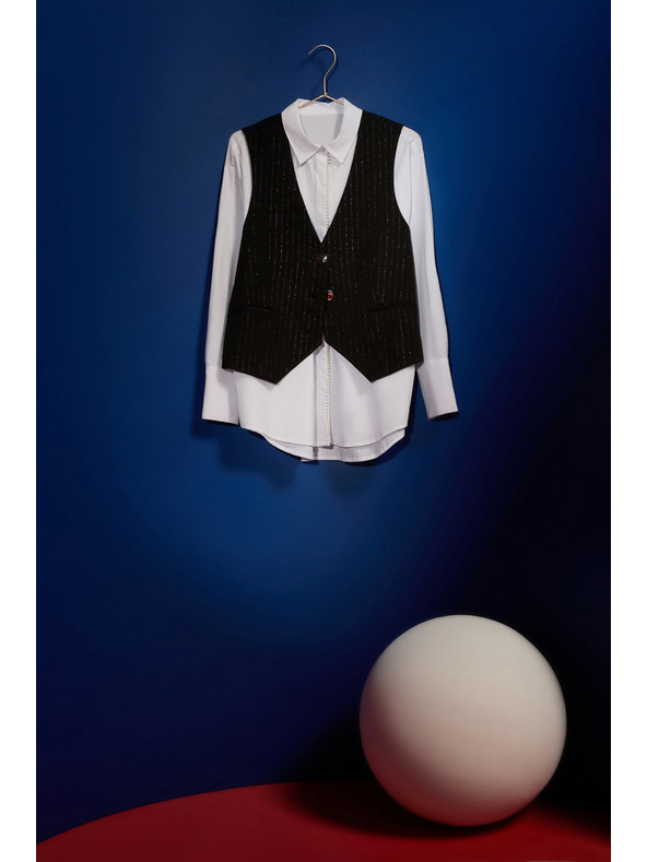 Moodo Fekete díszes gombos mellény Moodo