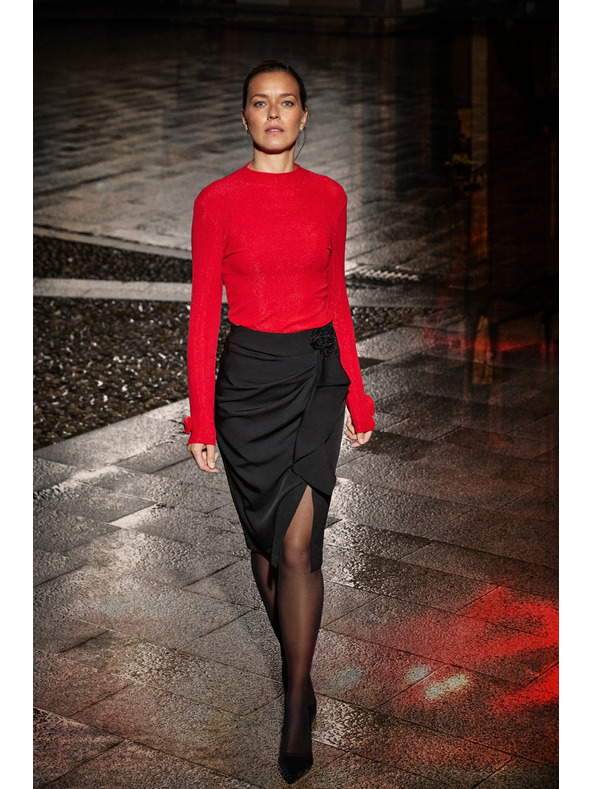 Moodo Fekete fodros szoknya Moodo