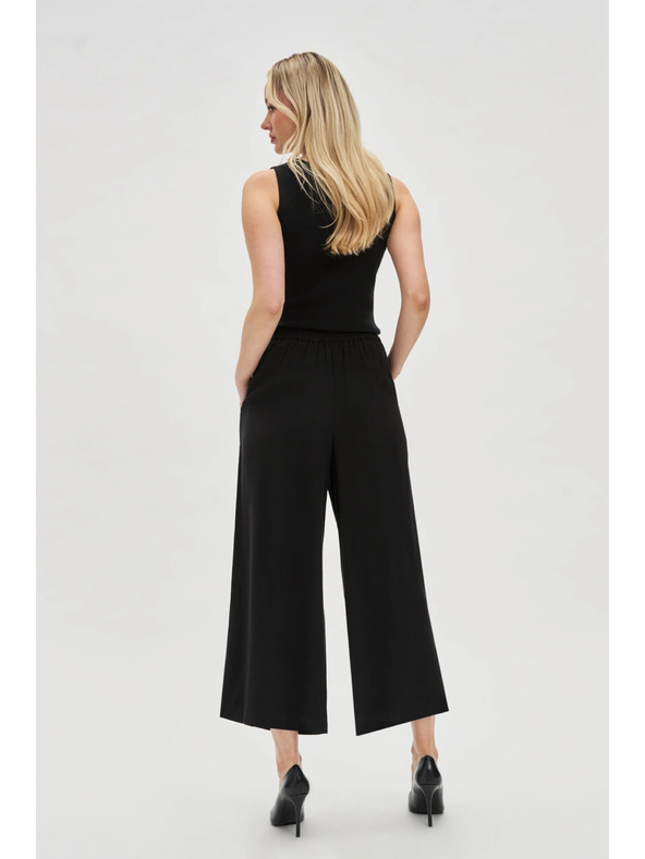 Moodo Fekete gombos nadrágszoknya Moodo