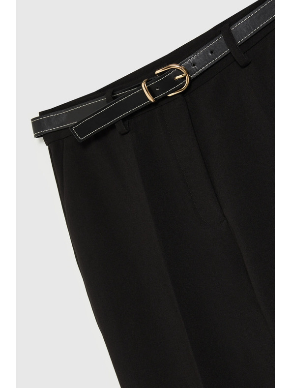 Moodo Fekete nadrág övvel Moodo