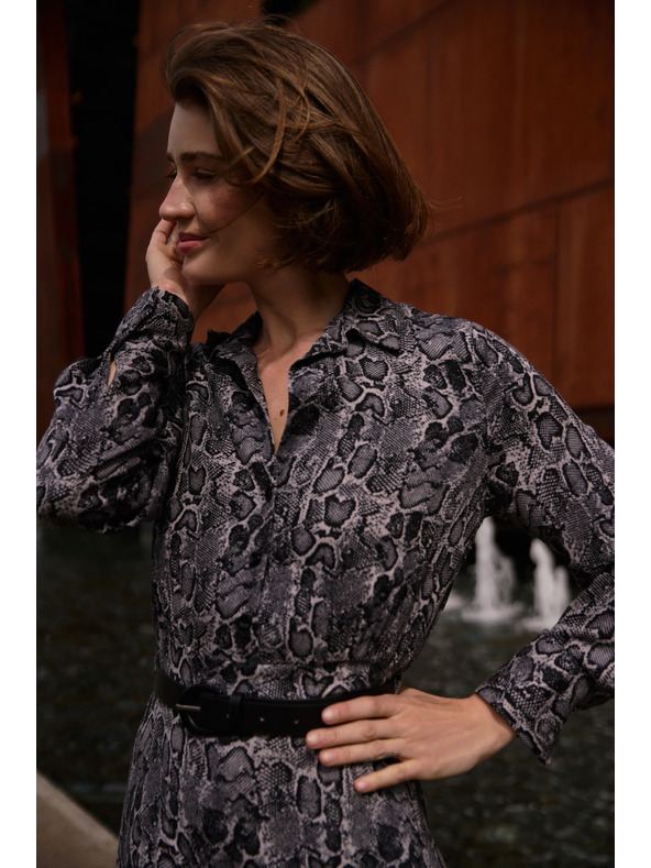 Moodo Szürke viszkóz ruha övvel Moodo