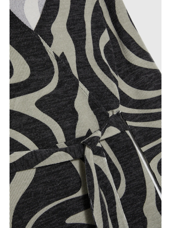 Moodo Testhez álló szürke ruha Moodo