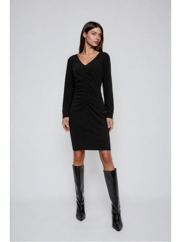 Moodo Testhez álló fekete ruha Moodo