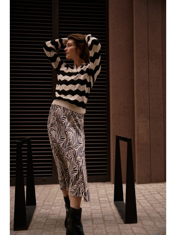 Moodo Bézs nyakú pulóver Moodo