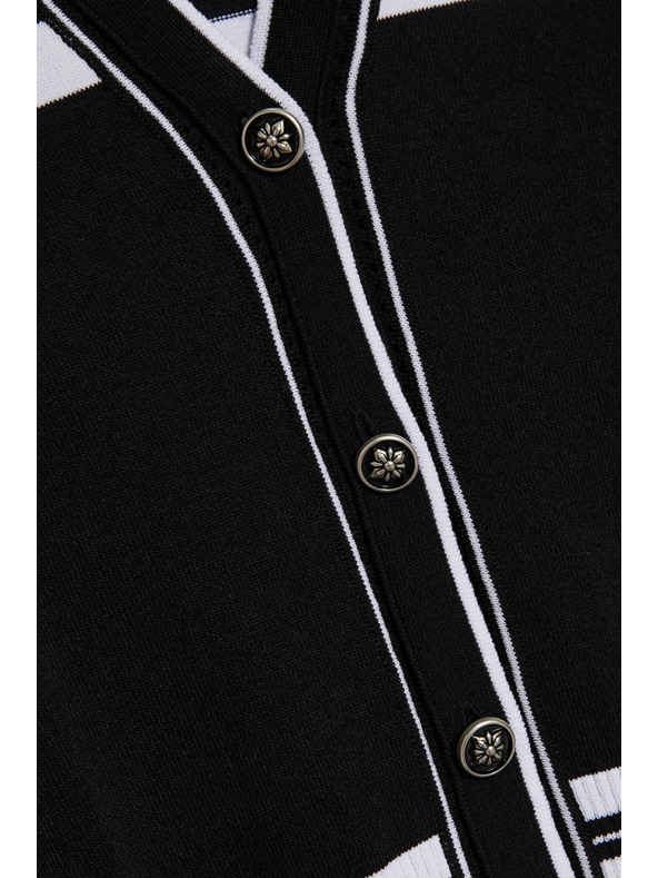 Moodo Fekete pulóver díszgombokkal Moodo