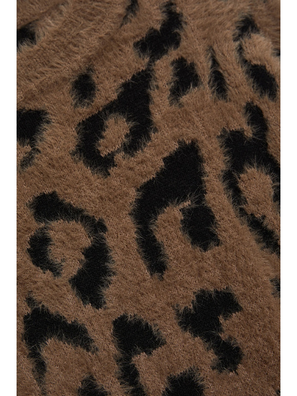 Moodo Barna Moodo pulóver leopárd mintával