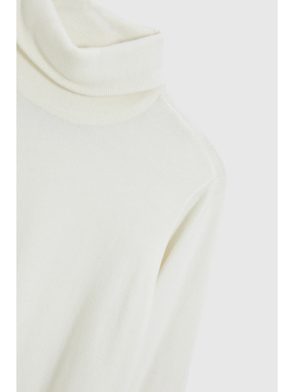 Moodo Fehér Moodo garbó