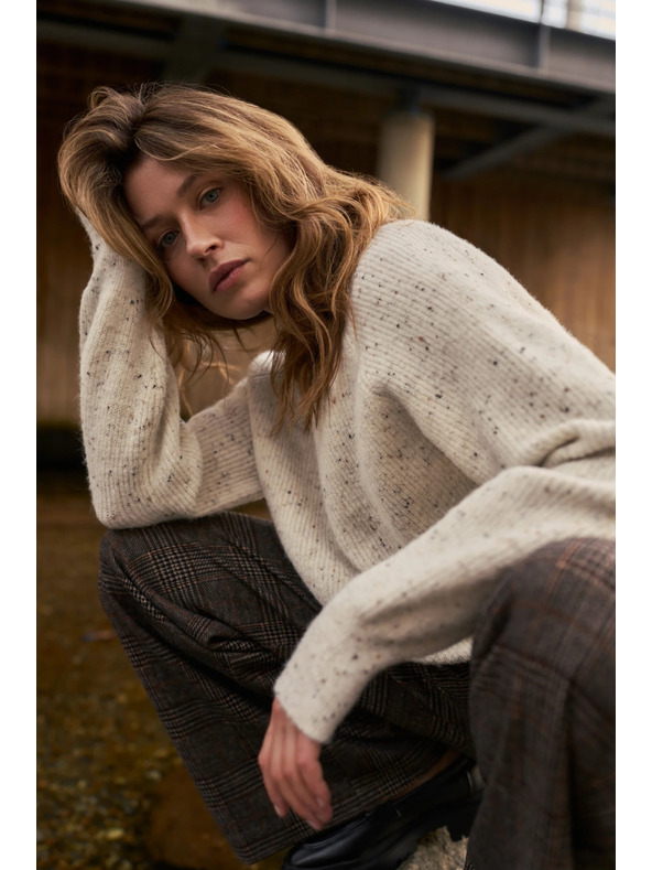 Moodo Ecru Moodo egyszerű szabású pulóver