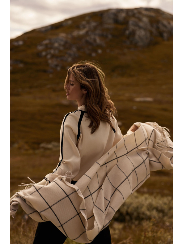 Moodo Bézs Moodo félgarbó