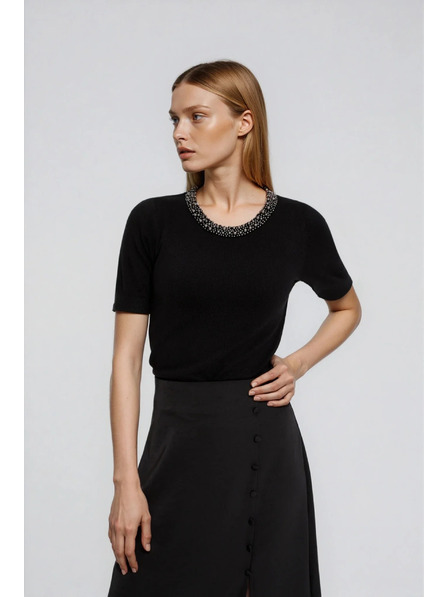 Moodo Fekete díszes nyakú pulóver Moodo