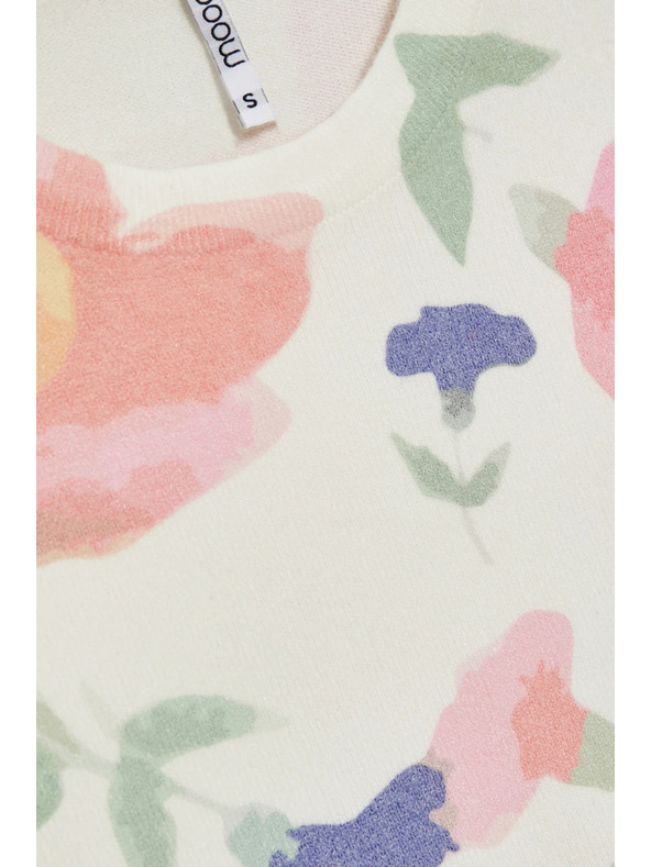 Moodo Virágmintás fehér pulóver Moodo