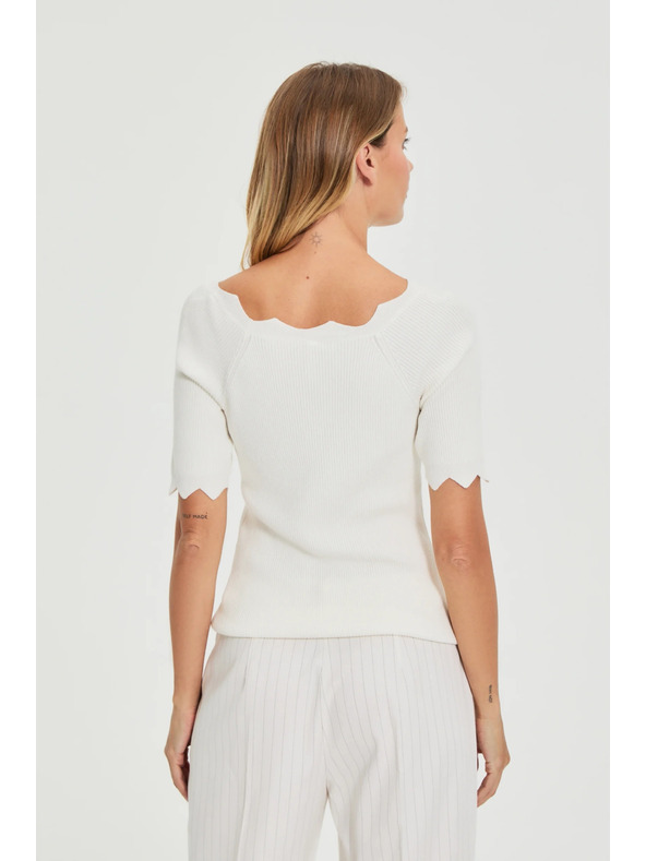 Moodo Karcsúsított fehér pulóver Moodo