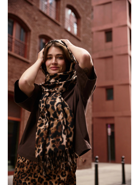 Moodo Barna leopárd mintás rojtos sál Moodo