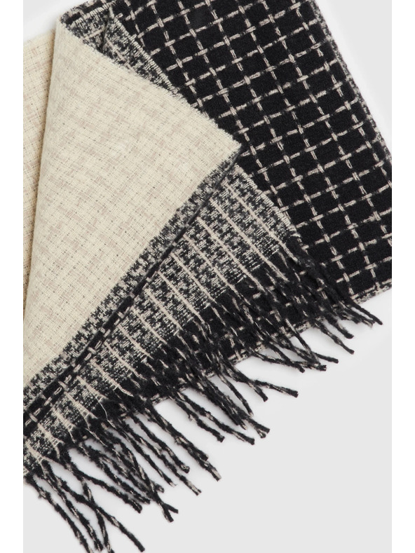 Moodo Fekete rojtos sál Moodo