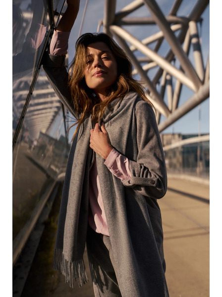 Moodo Szürke rojtos sál Moodo