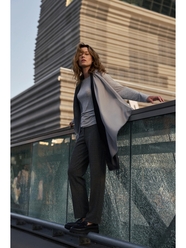 Moodo Szürke sál Moodo