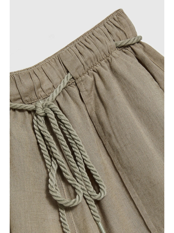 Moodo Laza olívzöld rövidnadrág Moodo