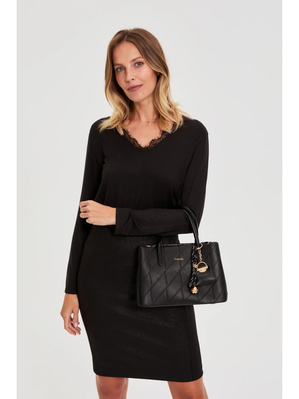 Moodo Fekete táska medállal Moodo