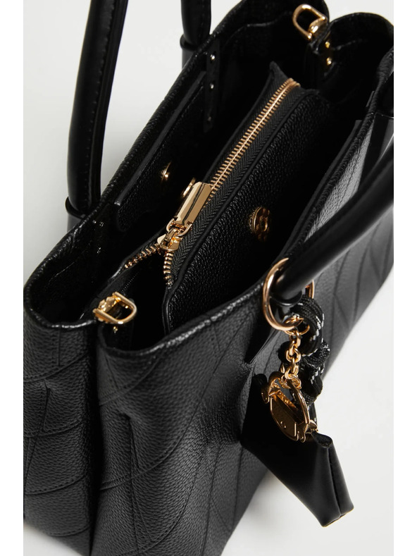 Moodo Fekete táska medállal Moodo