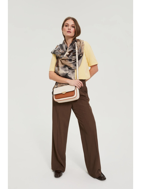 Moodo Bézs táska hosszú pánttal Moodo