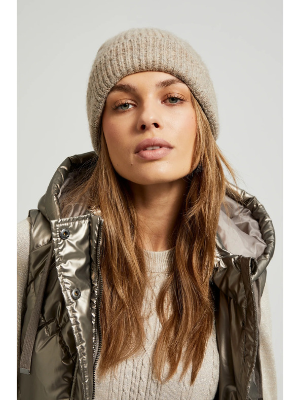 Moodo Sapka metálfényű fonallal, bézs Moodo