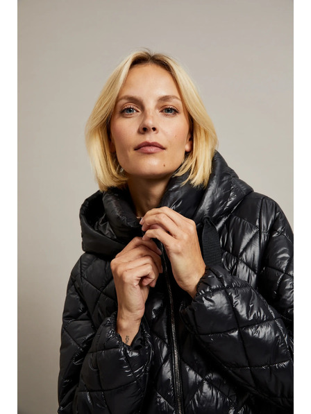 Moodo Rövid steppelt dzseki kapucnival, fekete Moodo