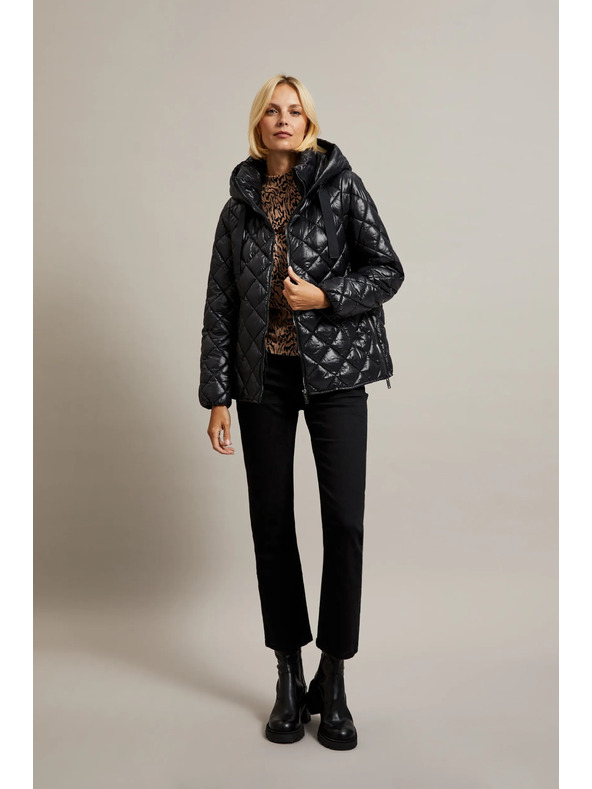 Moodo Rövid steppelt dzseki kapucnival, fekete Moodo