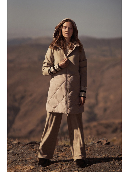 Moodo Levehető kapucnis bézsszínű dzseki Moodo