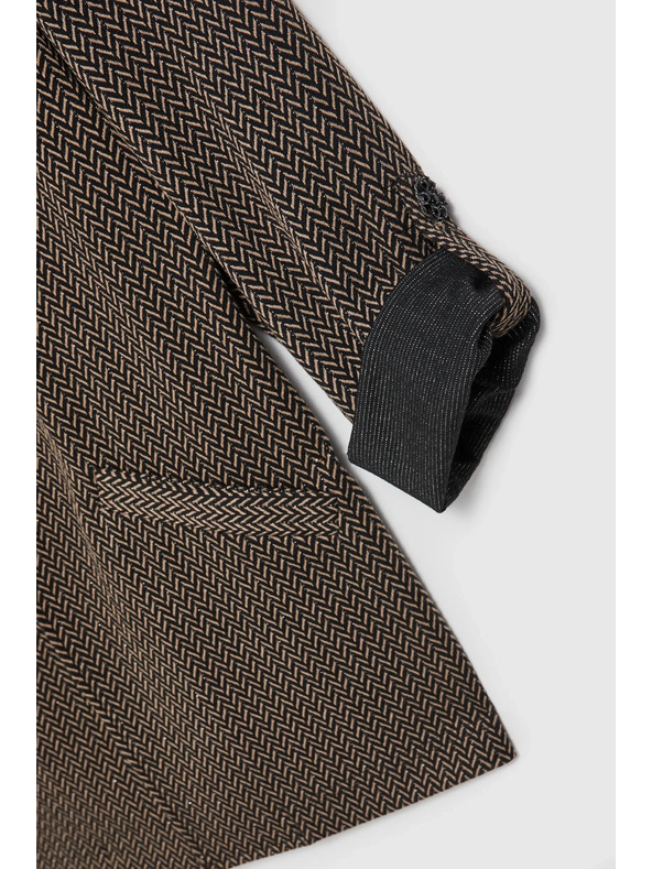 Moodo Fekete zakó metál szállal díszítve, feltűrt ujjakkal Moodo