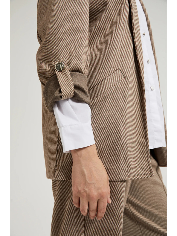 Moodo Bézsszínű zakó feltűrt ujjakkal Moodo