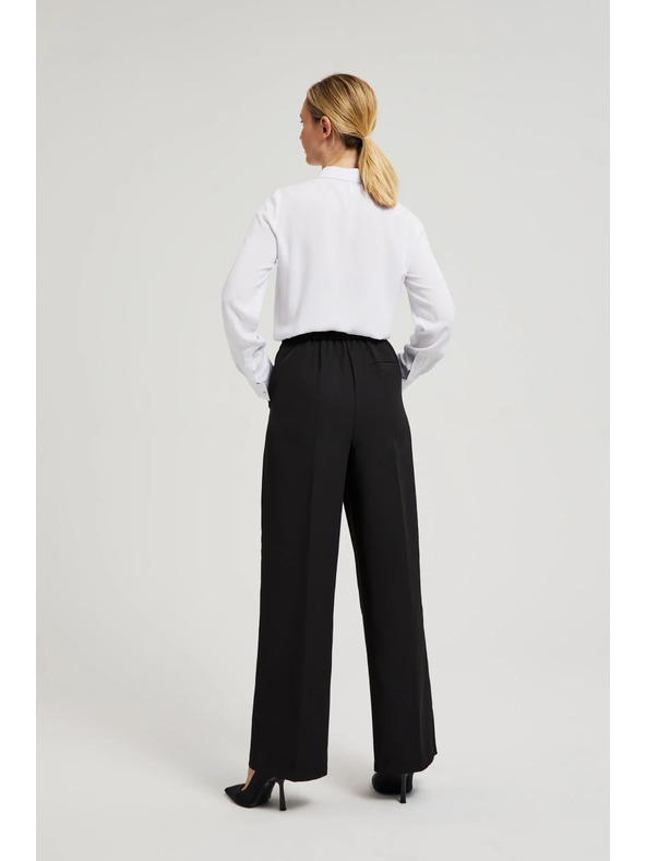 Moodo Elegáns fekete hajtásos nadrág Moodo