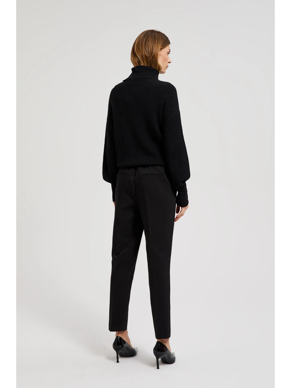 Moodo Elegáns fekete hajtásos nadrág Moodo