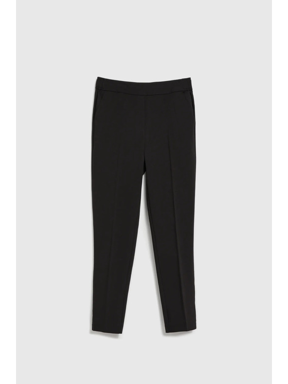 Moodo Elegáns fekete hajtásos nadrág Moodo