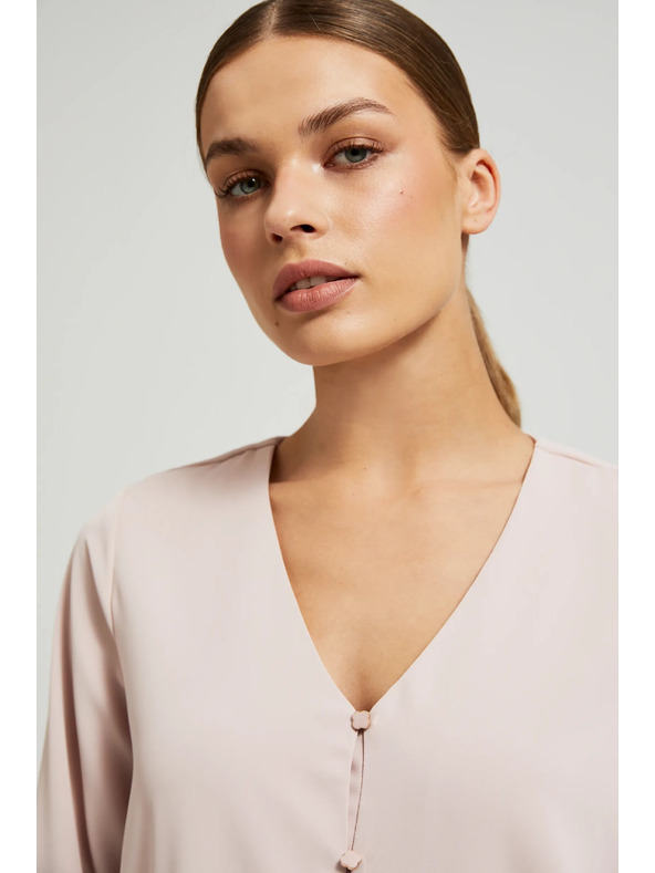 Moodo Sima ing díszgombokkal Moodo